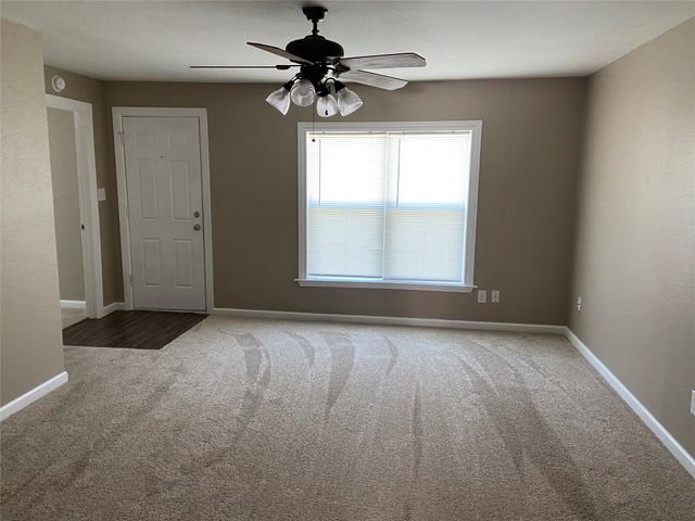 506 N Lamar Street, Weatherford, TX 76086