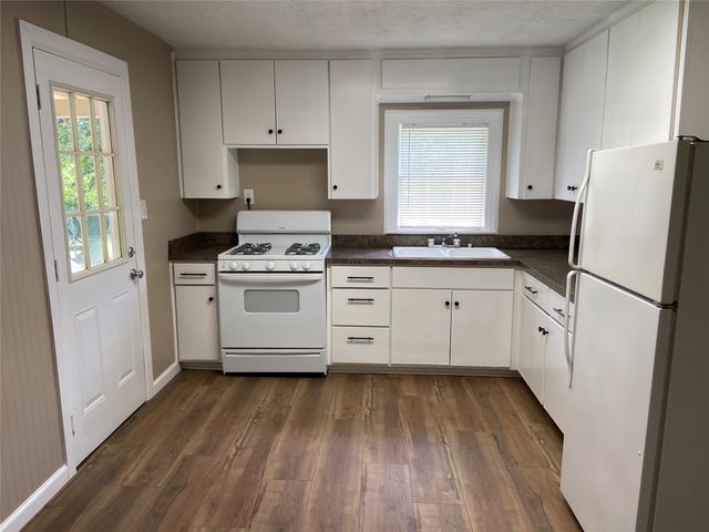506 N Lamar Street, Weatherford, TX 76086