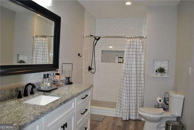 718 Bartow Drive, Dacula, GA 30019