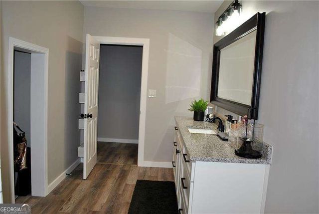 718 Bartow Drive, Dacula, GA 30019