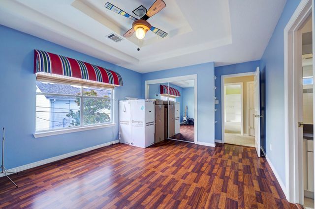 4402 Holt Street, Bellaire, TX 77401