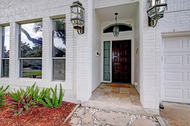 4402 Holt Street, Bellaire, TX 77401