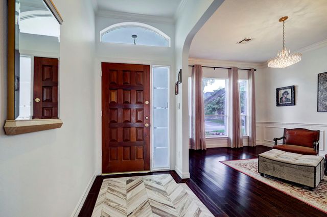 4402 Holt Street, Bellaire, TX 77401