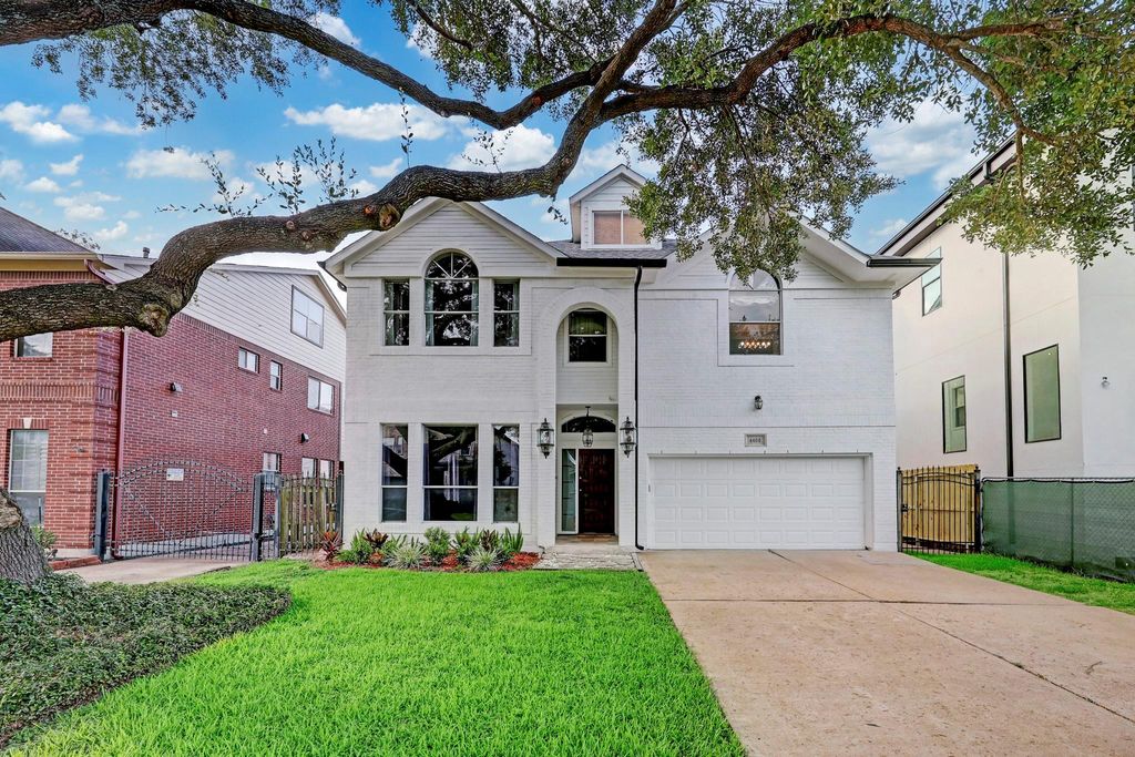4402 Holt Street, Bellaire, TX 77401