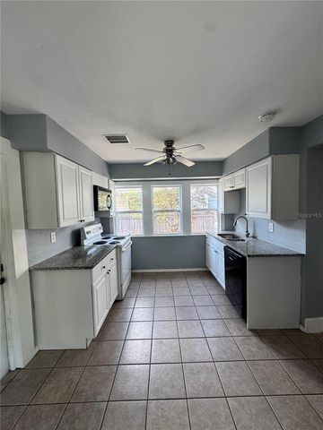 3134 17TH STREET N, St Petersburg, FL 33713