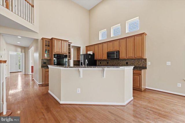 5108 SEWELLS POINTE DR, Fredericksburg, VA 22407