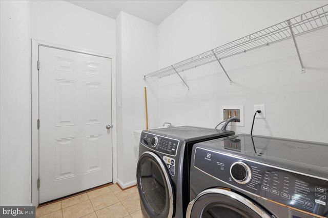 5108 SEWELLS POINTE DR, Fredericksburg, VA 22407
