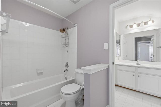 5108 SEWELLS POINTE DR, Fredericksburg, VA 22407