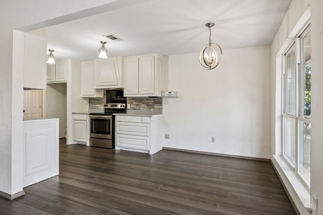 4406 Rain Forest Drive, Arlington, TX 76017