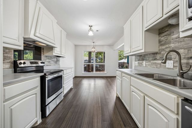 4406 Rain Forest Drive, Arlington, TX 76017