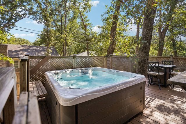 4406 Rain Forest Drive, Arlington, TX 76017
