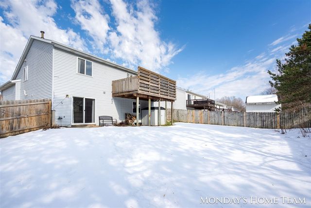 3334 Hazelnut Drive, Grand Rapids, MI 49504