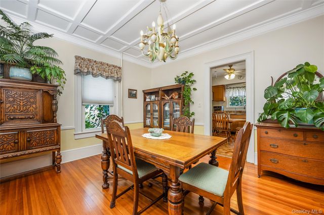 247 Allen Street, Lawrence, NY 11559