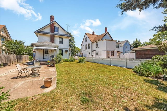 247 Allen Street, Lawrence, NY 11559