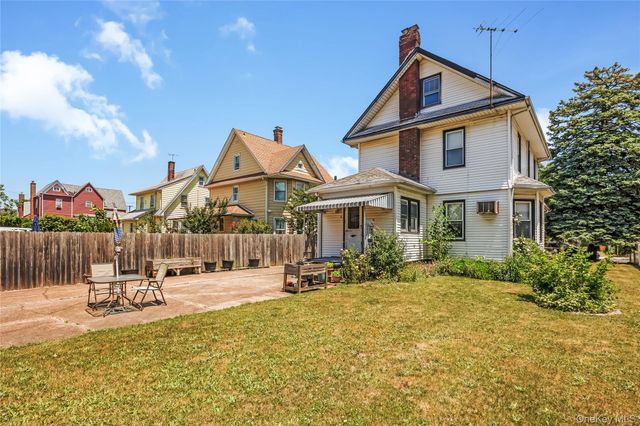 247 Allen Street, Lawrence, NY 11559