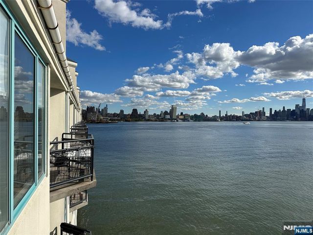 600 Harbor Boulevard 1034, Weehawken, NJ 07086