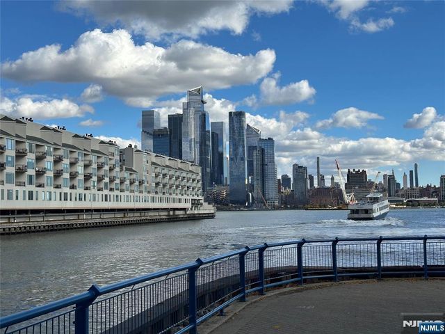600 Harbor Boulevard 1034, Weehawken, NJ 07086