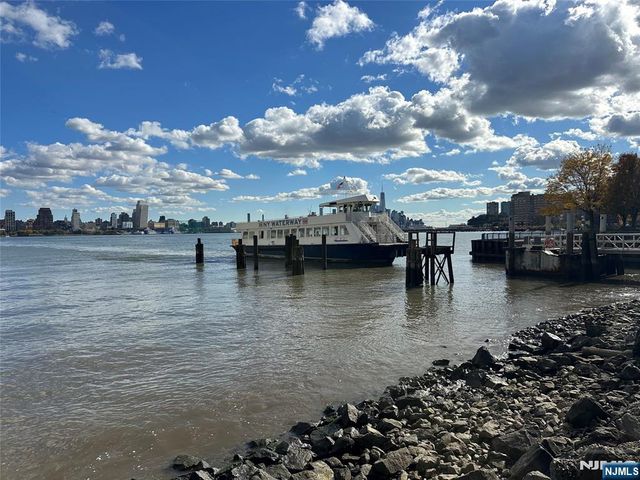 600 Harbor Boulevard 1034, Weehawken, NJ 07086