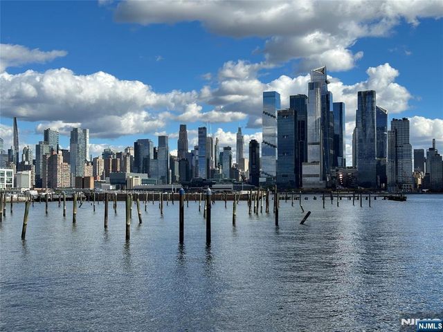 600 Harbor Boulevard 1034, Weehawken, NJ 07086