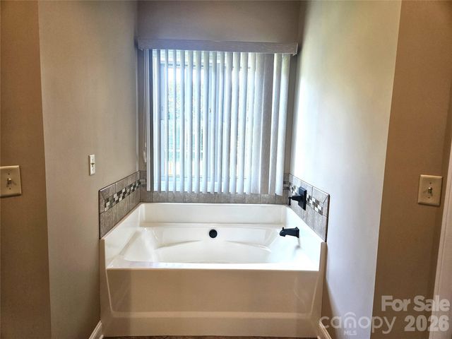 323 Wendover Drive, Locust, NC 28097