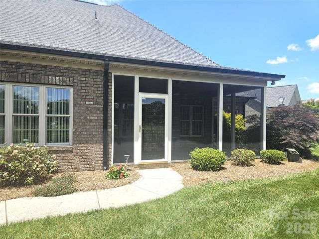 323 Wendover Drive, Locust, NC 28097