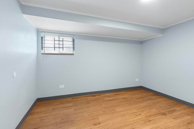 1402 E 76th Street, Chicago, IL 60619