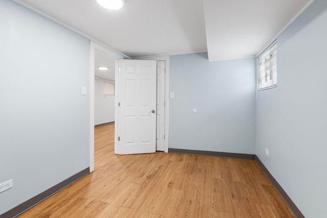 1402 E 76th Street, Chicago, IL 60619