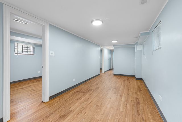 1402 E 76th Street, Chicago, IL 60619
