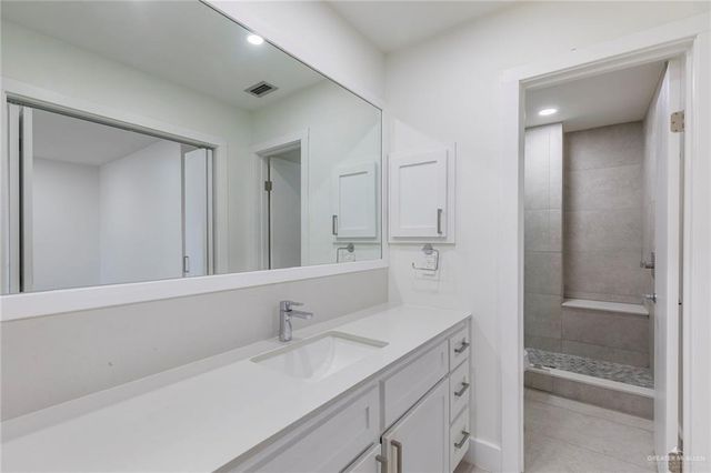 2000 S 5th Street 21, Mcallen, TX 78503