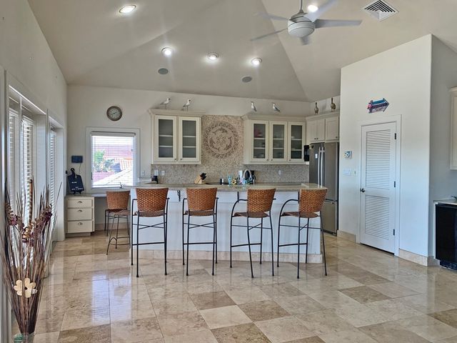 813 Tarpon Ave, Port Isabel, TX 78578