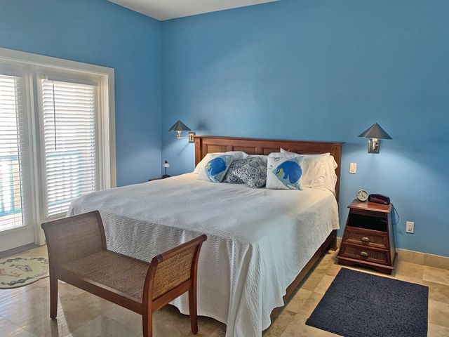 813 Tarpon Ave, Port Isabel, TX 78578