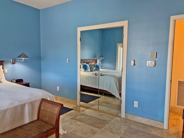 813 Tarpon Ave, Port Isabel, TX 78578