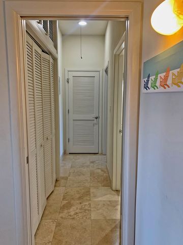 813 Tarpon Ave, Port Isabel, TX 78578