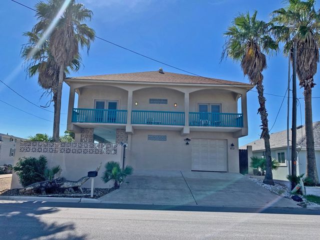 813 Tarpon Ave, Port Isabel, TX 78578