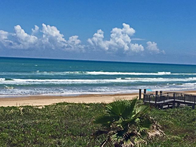 813 Tarpon Ave, Port Isabel, TX 78578