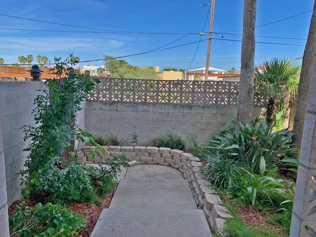 813 Tarpon Ave, Port Isabel, TX 78578