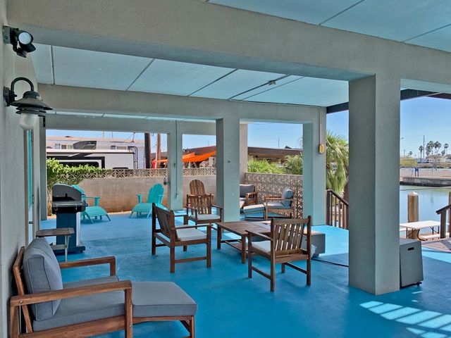 813 Tarpon Ave, Port Isabel, TX 78578