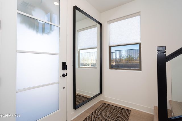 2121 W SONORAN DESERT Drive 8, Phoenix, AZ 85085