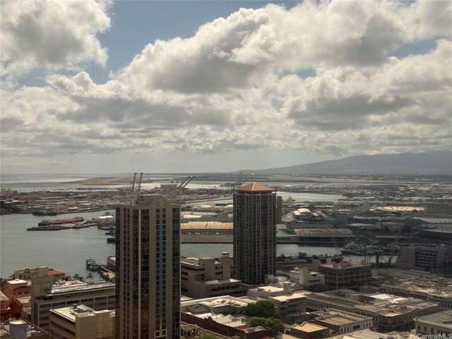1188 Bishop Street 3212, Honolulu, HI 96813
