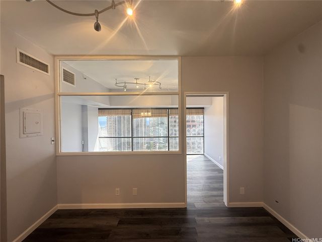1188 Bishop Street 3212, Honolulu, HI 96813