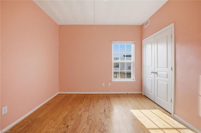 5060 Kings Grant CIR, Suffolk, VA 23434