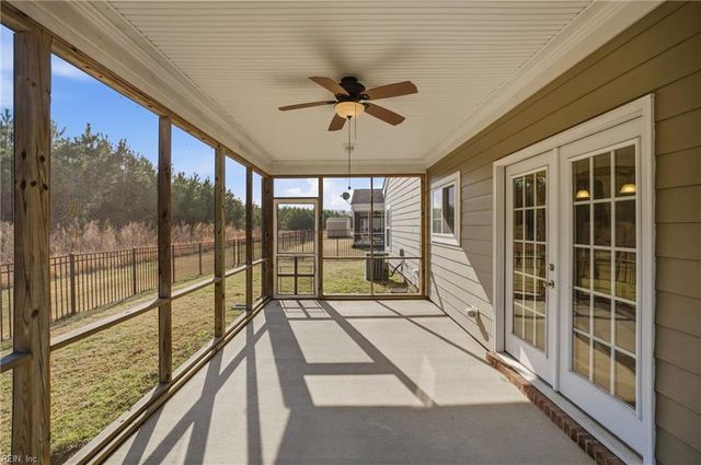 5060 Kings Grant CIR, Suffolk, VA 23434