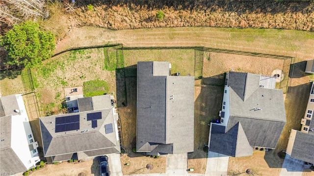 5060 Kings Grant CIR, Suffolk, VA 23434