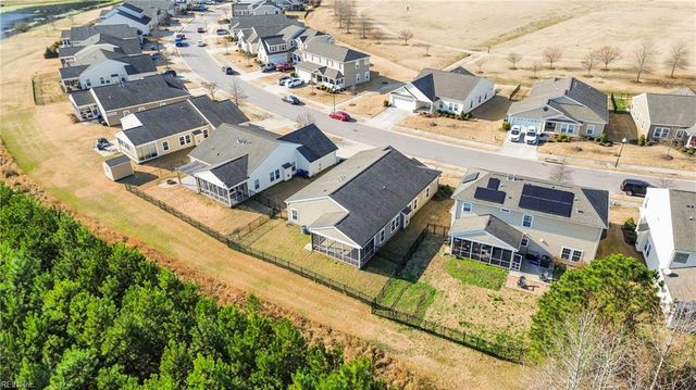 5060 Kings Grant CIR, Suffolk, VA 23434