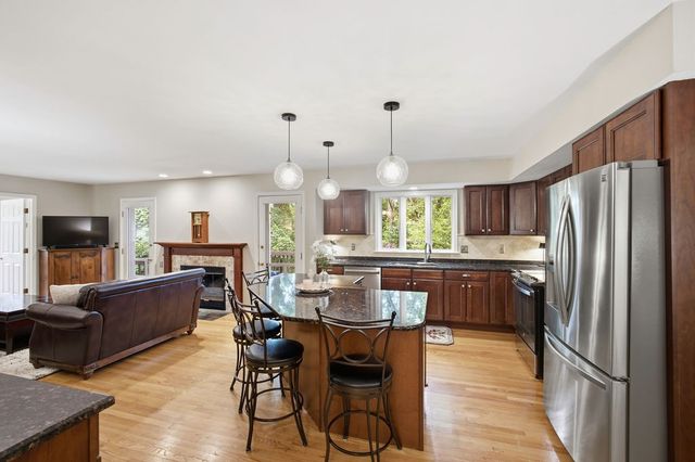 7891 East Ridge Pointe Drive, Manlius, NY 13066