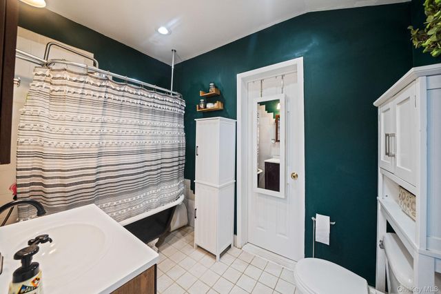 1406 Coates Avenue, Holbrook, NY 11741