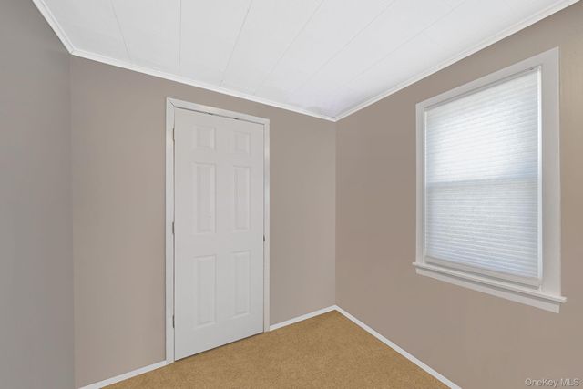 1406 Coates Avenue, Holbrook, NY 11741