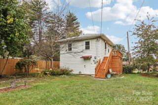 11 Jeffress Avenue, Asheville, NC 28803