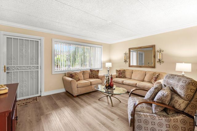 600 Village Green Court, Palm Springs, FL 33461