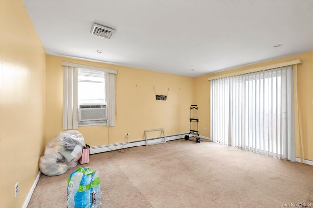 14 Edwards Place, Valley Stream, NY 11580